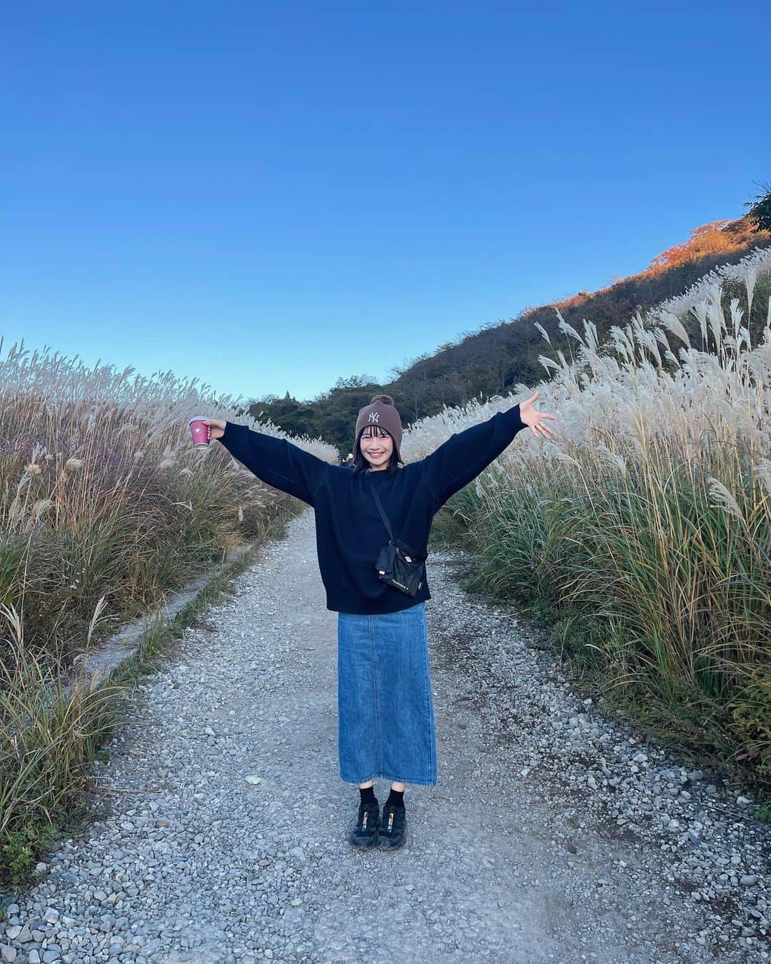 宮崎葉さんのインスタグラム写真 - (宮崎葉Instagram)「11月 人生初箱根と、念願の仙石原のすすき🌾🌛🎶 この日におろした、flanerのニットとensageのリング😌  夕方寒くて鼻あかい🎄」11月6日 20時00分 - you_miyazaki