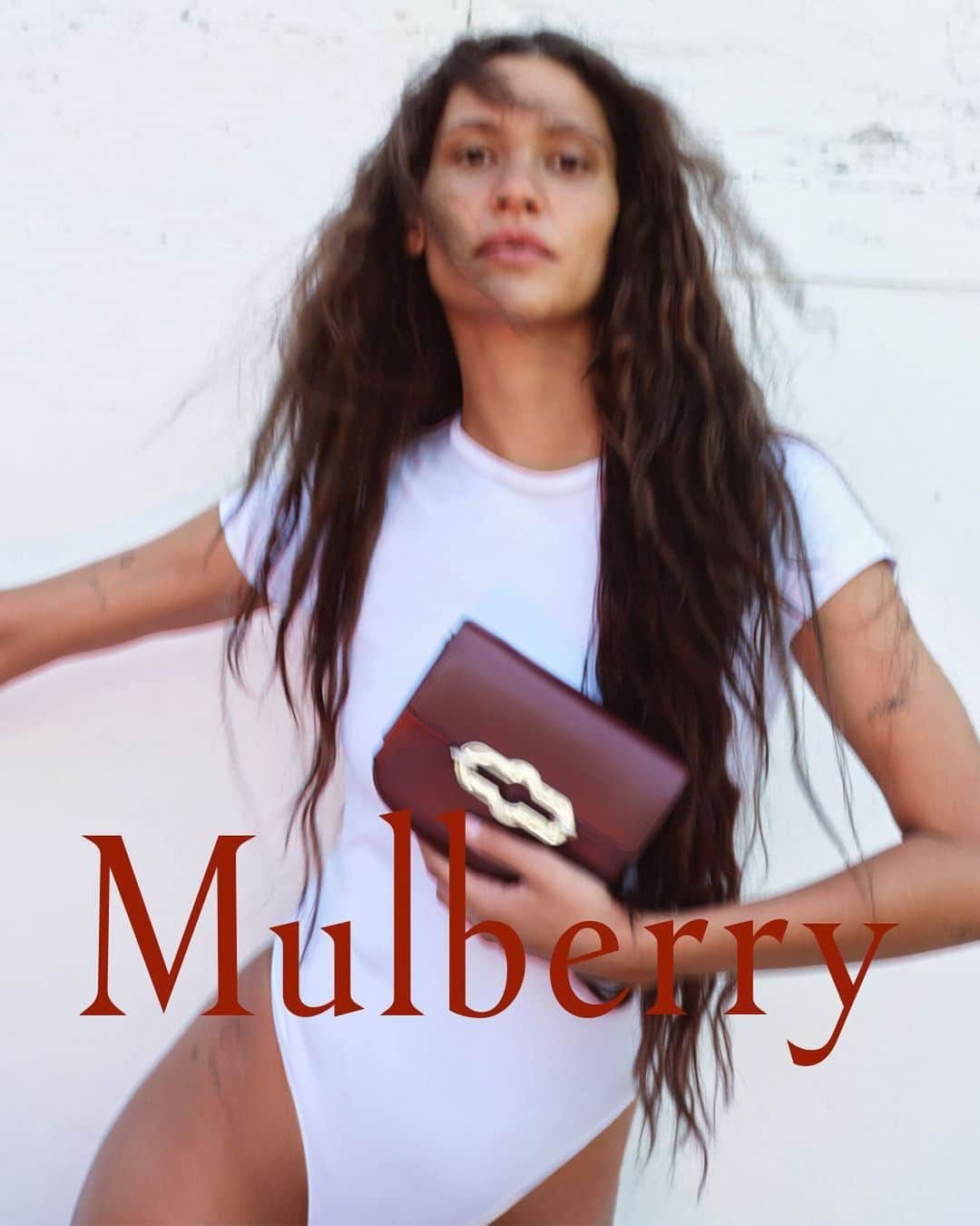 マルベリーのインスタグラム：「The contemporary satchel sure to be your next style staple.   #MulberryPimlico」