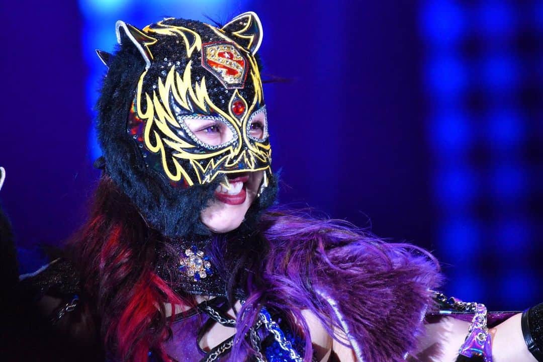 スターライト・キッドのインスタグラム：「SLKの復帰戦が決まったぞー🐯🖤 11月18日エディオンアリーナ大阪第1競技場！ SLK vs AZM vs鈴季すず  SLKファンは観戦日程に18日を追加するのだ！ 久々にS!LK!コール聞きたい👏🏻 応援来てくれるの待ってんぞー！！  #SLK #スターライトキッド #スターダム #STARDOM #OEDotai #大江戸隊 #女子プロレス」