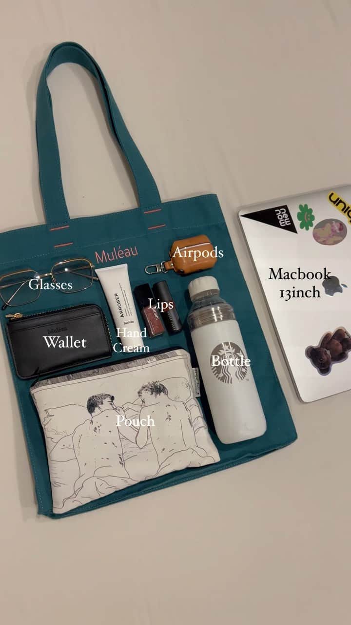 鈴本美愉のインスタグラム：「. Logo Color Tote Bag🫶 大容量カラートート✨  11/8 19:00~」