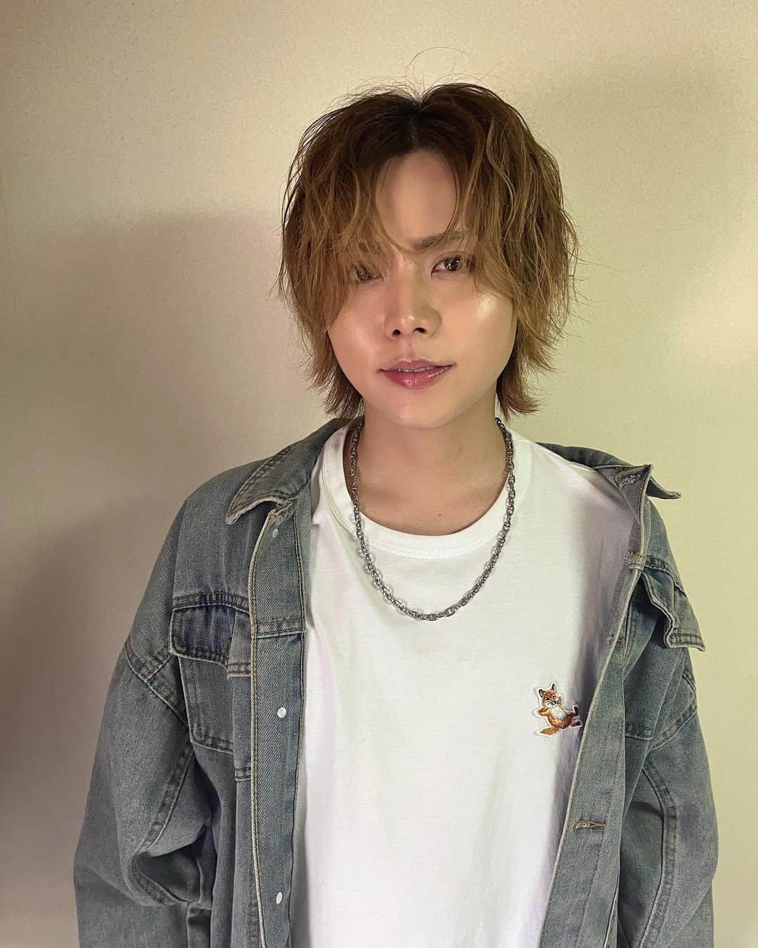 大崎捺希のインスタグラム：「昨日のヘアメ神ってた！  #ヘアメ  #ヘアメイク」