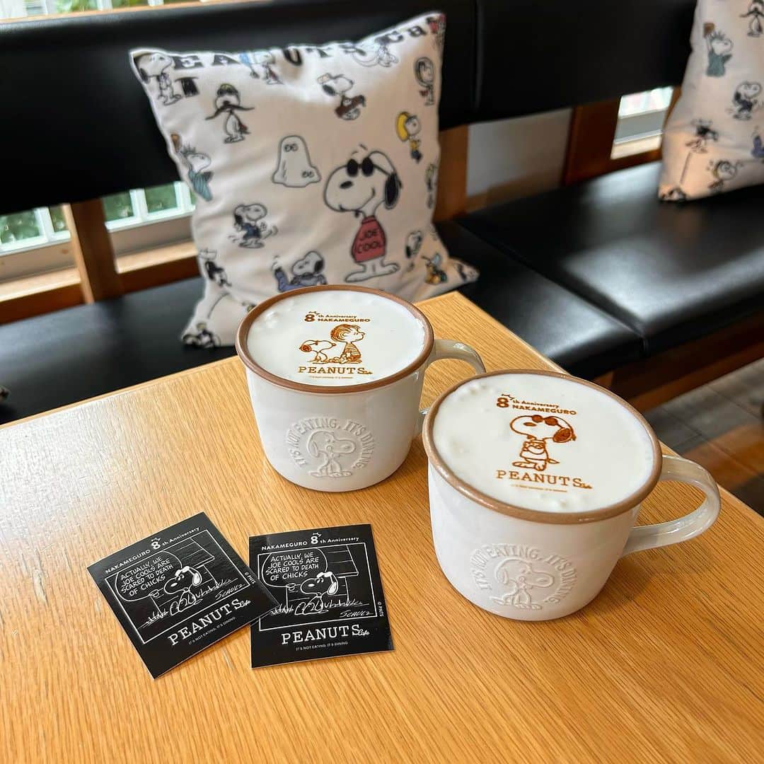 のインスタグラム：「limited menu | PEANUTS Cafe 中目黒  オープン8周年を記念したデザインのラテアート！  2023年10月2日でオープン8周年を迎えたPEANUTS Cafe 中目黒。 PEANUTS Cafe 中目黒8周年を記念して、中目黒店のイメージキャラクターでもあるジョー・クールにちなんだ4種類のラテアートがお楽しみいただけます◎  詳しくは、@peanutscafe_tokyo トップのリンクよりHPにてご確認ください。 ——————— ▶SHOP INFO 〒153-0042 東京都目黒区青葉台2-16-7 ⁡ OPEN/10:00 - CLOSE/22:00（L.O. 21:00） ——————— @peanutscafe_tokyo @peanutshotel @peanutsdiner」