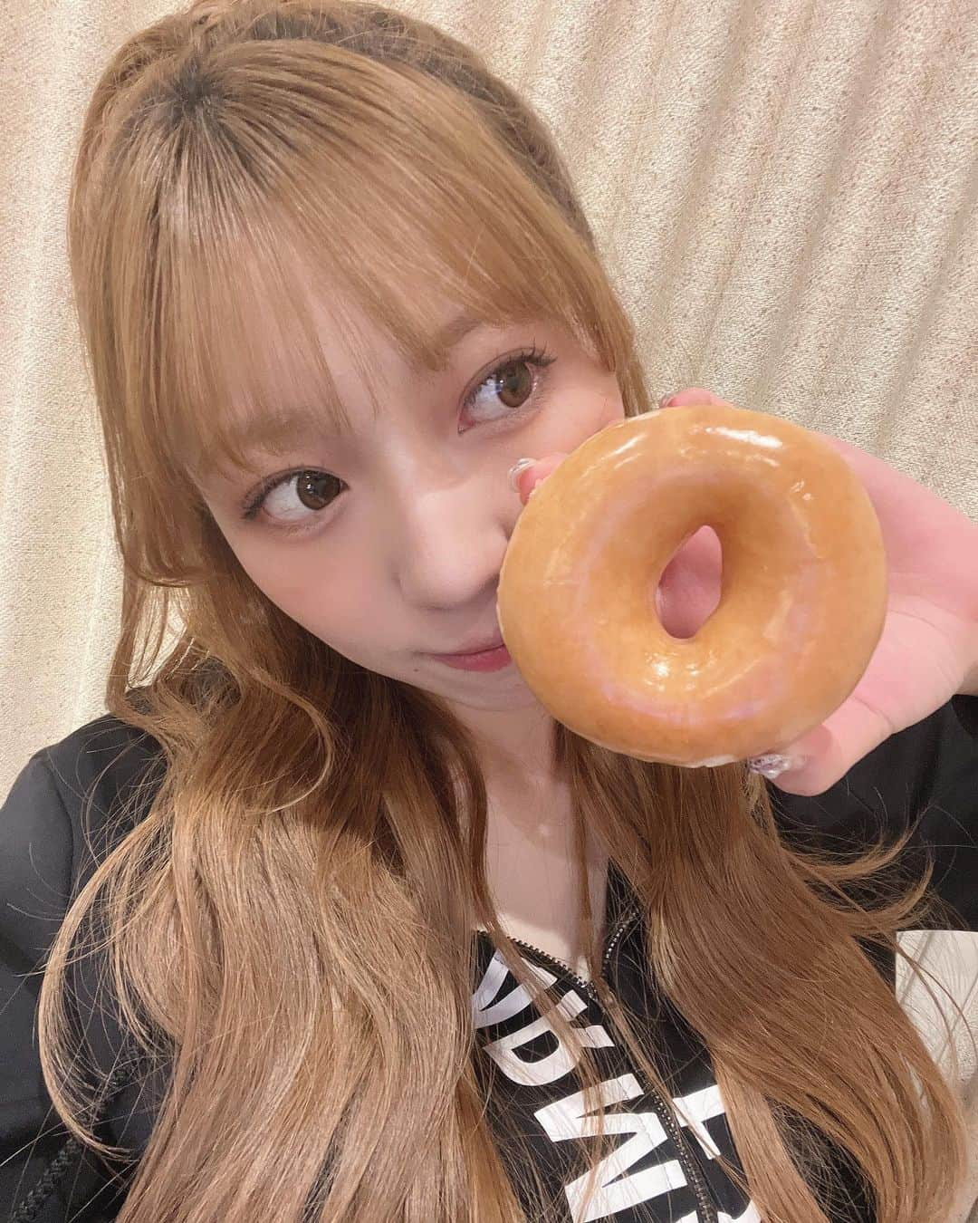 坂本りのさんのインスタグラム写真 - (坂本りのInstagram)「最近はドーナツがすきです🍩!」11月6日 20時52分 - rinosakamoto_hkt