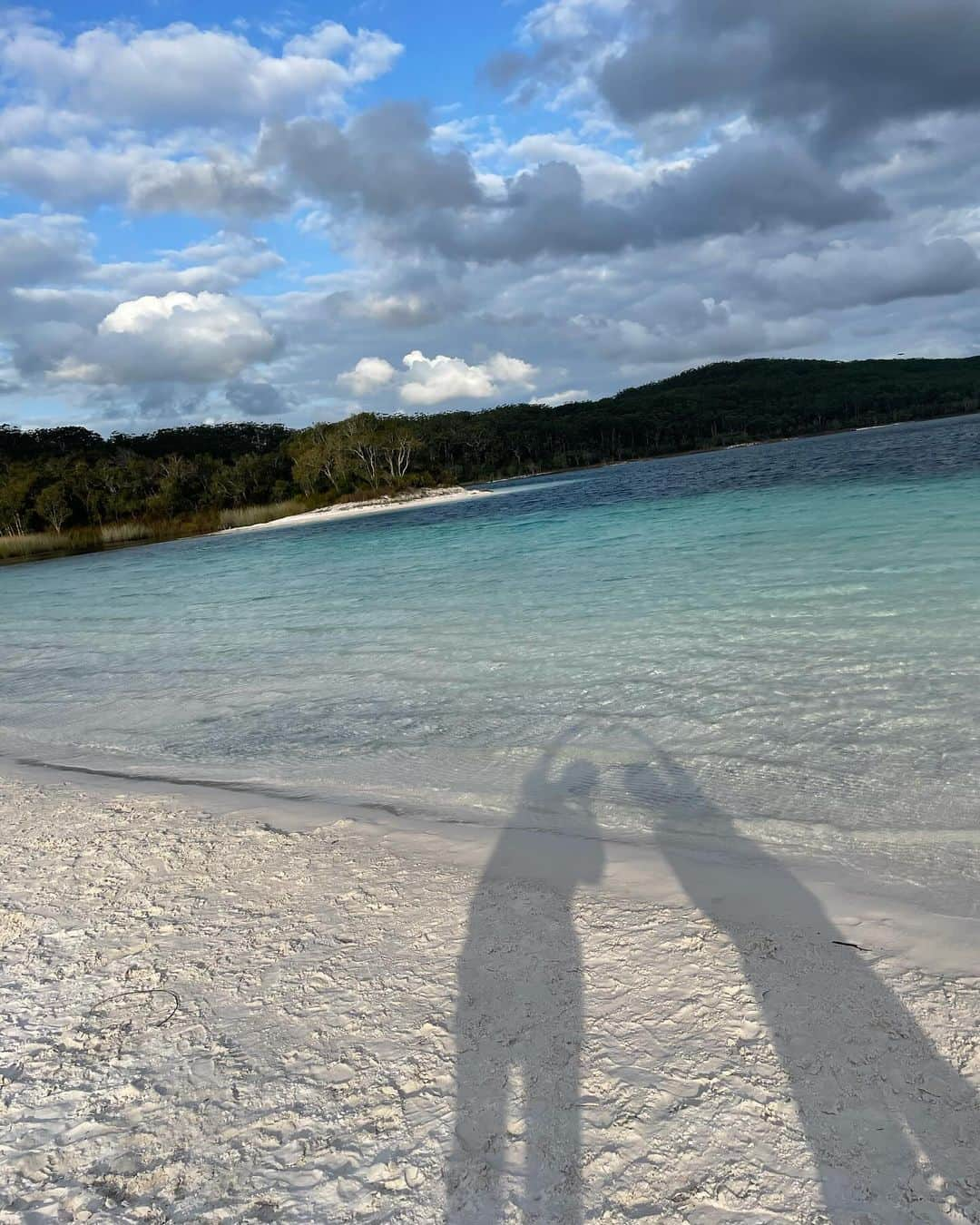 ななこさんのインスタグラム写真 - (ななこInstagram)「最高な旅をしてきた、、、世界遺産の島に2泊3日してきました！すんごかった！！！！ 電波なしWiFiなしの強制デジタルデトックスでした！！！！！！！」11月6日 21時05分 - _nana._.com_