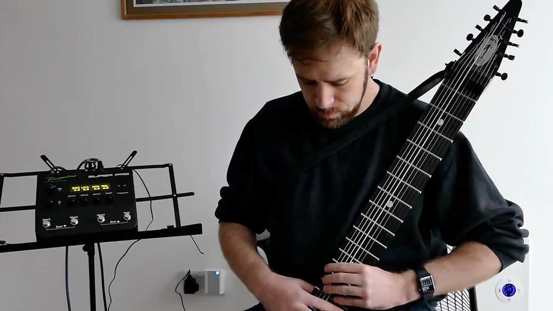のインスタグラム：「What beautiful tones and arrangements✨  Chapman Stick & Bass @hilltidemusic  Song : Seiji Igusa - Harvest」