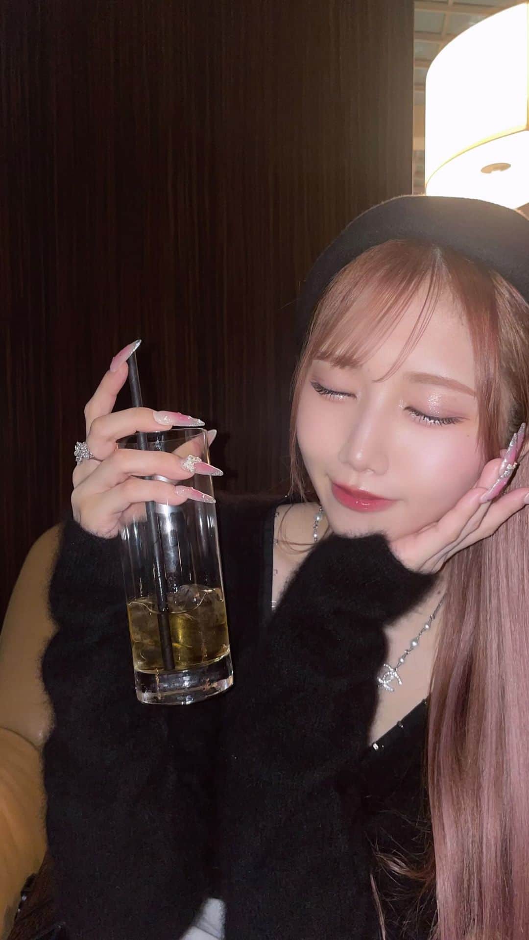 のインスタグラム：「あした消す」