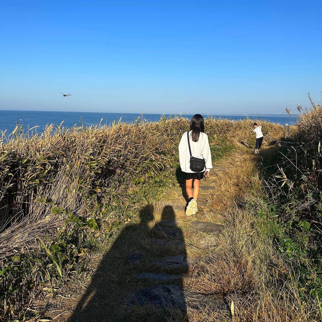 えりんこさんのインスタグラム写真 - (えりんこInstagram)「神の島と言われている 福井県の#雄島 を歩いてぐるっと一周⛩️ 30分ちょっとくらいでした☺️  #eri旅記録」11月6日 21時12分 - erinco_____