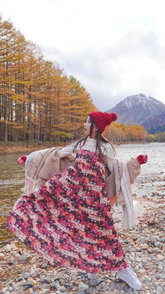 ビーム先生のインスタグラム：「ทำไมใคร ๆ ก็ไปคามิโคจิ !? รีวิววิธีเดินทางบัสกลางคืนจากโตเกียวไปคามิโคจิ #alpico #kamikochi #อัลปิโก้」