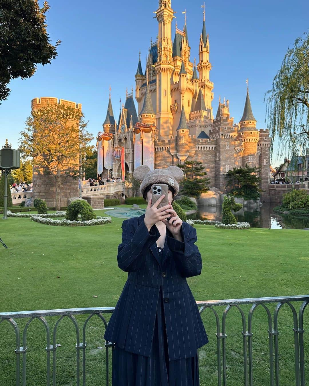 るっこさんのインスタグラム写真 - (るっこInstagram)「実は載せたい写真がまだまだある🏰  ㅤㅤㅤㅤㅤㅤㅤㅤㅤㅤㅤㅤㅤ ㅤㅤㅤㅤㅤㅤㅤㅤㅤㅤㅤㅤㅤ ㅤㅤㅤㅤㅤㅤㅤㅤㅤㅤㅤㅤㅤ ㅤㅤㅤㅤㅤㅤㅤㅤㅤㅤㅤㅤㅤ ㅤㅤㅤㅤㅤㅤㅤㅤㅤㅤㅤㅤㅤ ㅤㅤㅤㅤㅤㅤㅤㅤㅤㅤㅤㅤㅤ  #ruko_mama #るこれん #ディズニーランド#ディズニーコーデ  #家族ディズニー#子連れディズニー  #ハロウィンディズニー」11月6日 21時25分 - rukkoooy