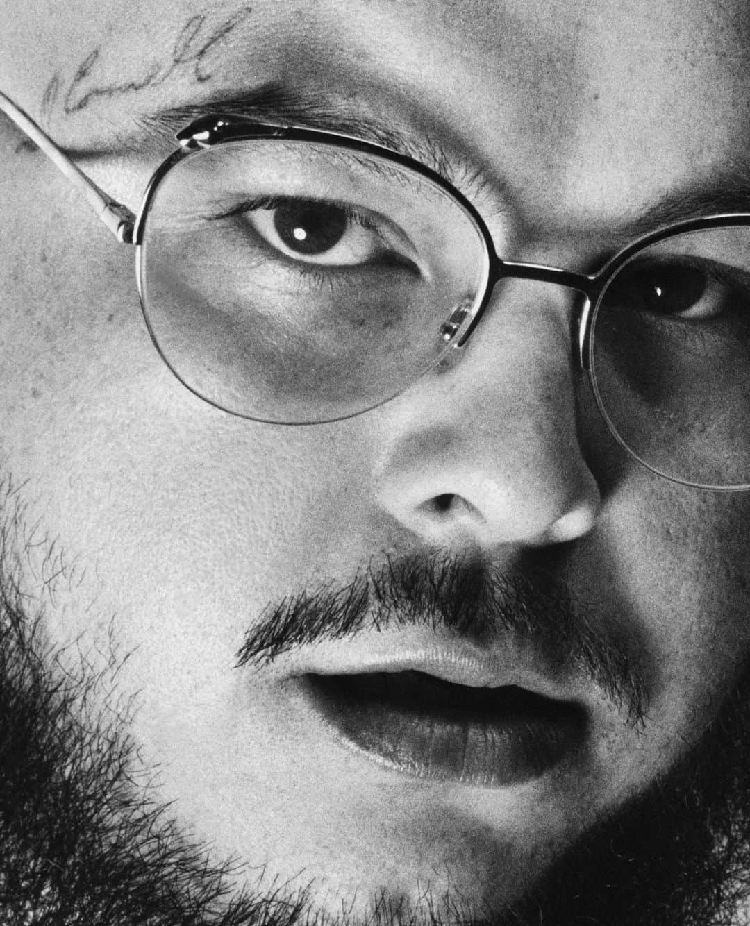 i-Dのインスタグラム：「When the mixes for @potterpayperhimself's album arrived and he first listened to the project in full, he cried.⁠ ⁠ To write and record 'Real Back in Style', he had gutted himself. ⁠ ⁠ He had emptied the tank and laid his life bare, tapped into traumatic emotions he hadn’t felt since jail, tussled with the label to make an album on his own terms, and given himself wholly over to the process.⁠ ⁠ At the link in bio, the East London rapper beloved by Stormzy lays bare his story of resilience, redemption and finding freedom in music.⁠ ⁠ [The New Wave Issue, no. 373, Fall/Winter 2023]⁠ .⁠ .⁠ .⁠ Text @aniefiokekp⁠ Photography @maxwelltomlinson⁠ Fashion @louispriertisdall⁠ Grooming @datbarbernat at Leftside Creative⁠ Lighting Assistance Andrew Moores⁠ Hand Prints @dot.imaging⁠ Retouching @lasso_studio_post⁠ #PotterPayper wears all clothing @supremenewyork. Glasses (worn throughout) @cartier. Watch model’s own. Shoes @nike」