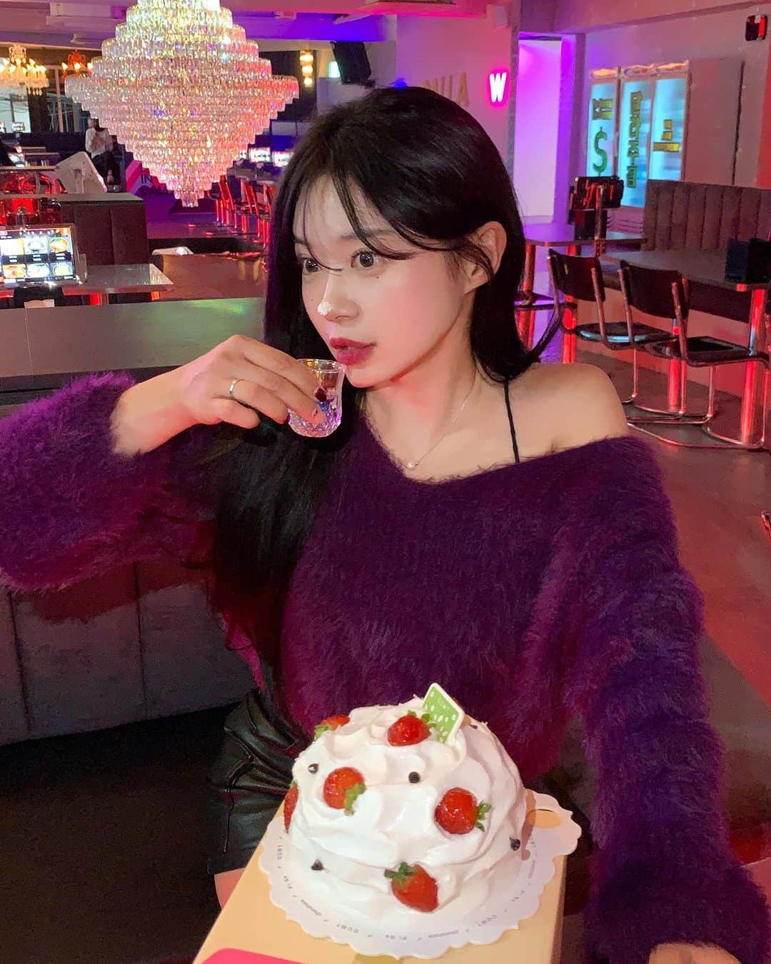 ノ・ジョンファさんのインスタグラム写真 - (ノ・ジョンファInstagram)「너무 즐거웠던 데료제 회식 in @dalla_bp 💕♥️ 내사람들 사랑해요.. ♥️🙊」11月6日 21時35分 - ro.junghwa