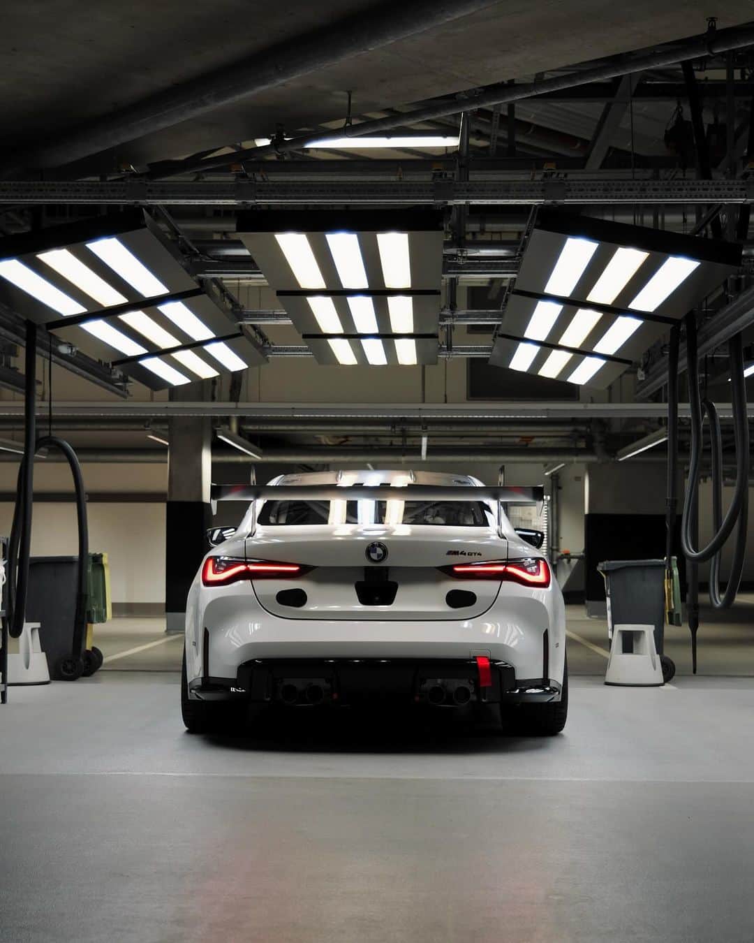 BMWさんのインスタグラム写真 - (BMWInstagram)「Always ready for the track. The BMW M4 GT4.  #BMWWelt #vehiclecollection #BMW #BMWM #BMWMMotorsport @bmwm @bmwmmotorsport」11月6日 22時10分 - bmw