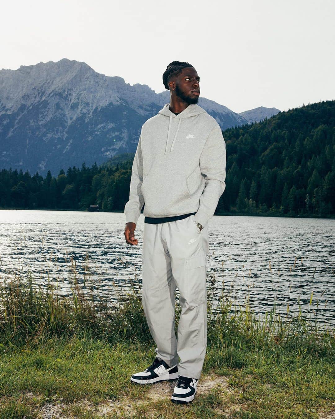 FOOTASYLUMのインスタグラム：「Winter fits ✔️ Tap the link in bio to shop new in styles you need rn including the "Nike Club Overhead Hoodie" 📲 #footasylum」