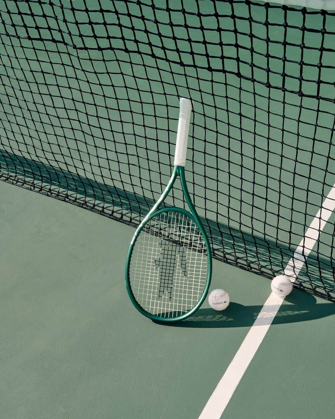Lacosteさんのインスタグラム写真 - (LacosteInstagram)「Meet the L23: a brand-new tennis racket combining power and elegance. ✨」11月7日 2時00分 - lacoste