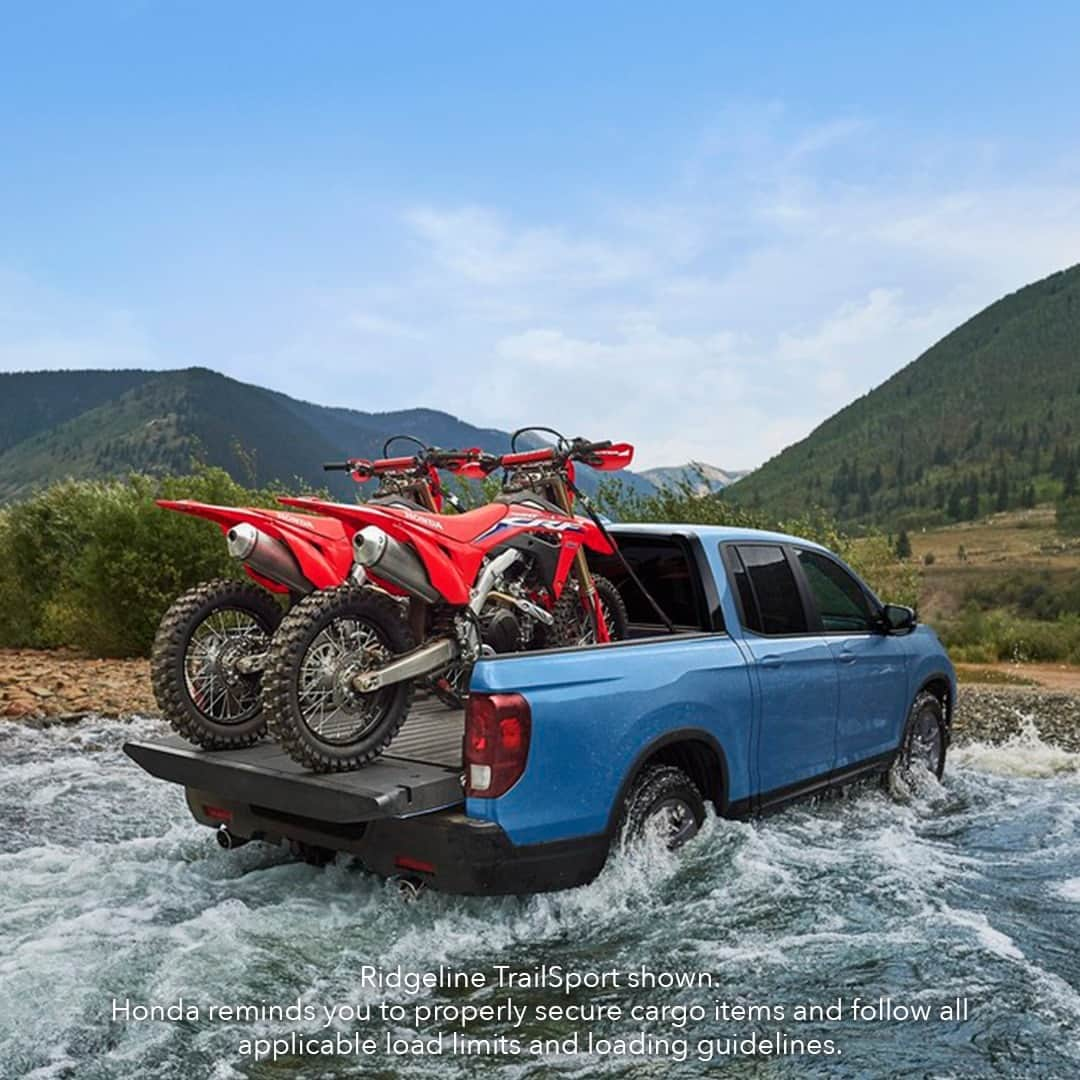 ホンダさんのインスタグラム写真 - (ホンダInstagram)「Upgrade your off-road journeys with the latest #HondaRidgeline TrailSport. Check it out in dealerships this winter.」11月6日 23時05分 - honda