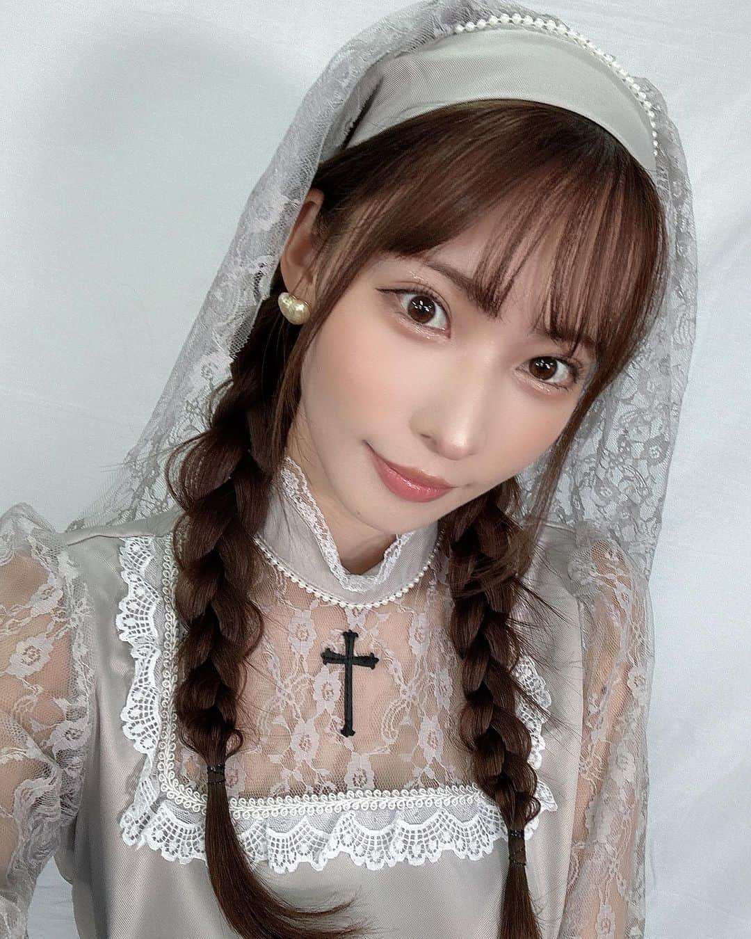 大野真依のインスタグラム：「インスタ20万フォローありがとう🫶🏻」