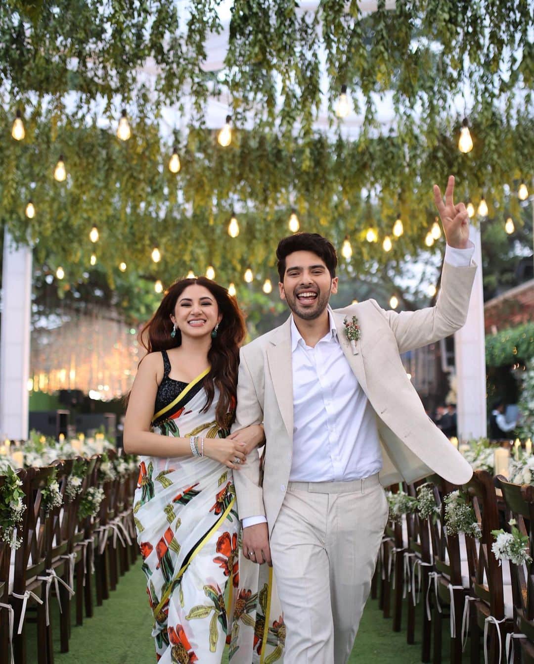 Aashna Shroffのインスタグラム：「I remember, a few years ago, when @armaanmalik and I were talking about life together, I mentioned that whenever we do get engaged, I would want to throw a little party at @gallopsmumbai to celebrate with our loved ones. At that point, even though we had no clarity on when we planned on taking this next step, the one thing I was very sure of, was where the celebration would happen. I’ve always loved Gallops, not only for how beautiful it is and because the food is impeccable, but also because @chefyajushmalik is the nicest human, and always makes us feel like we’re home. Couldn’t have imagined this special evening anywhere else 🥰」