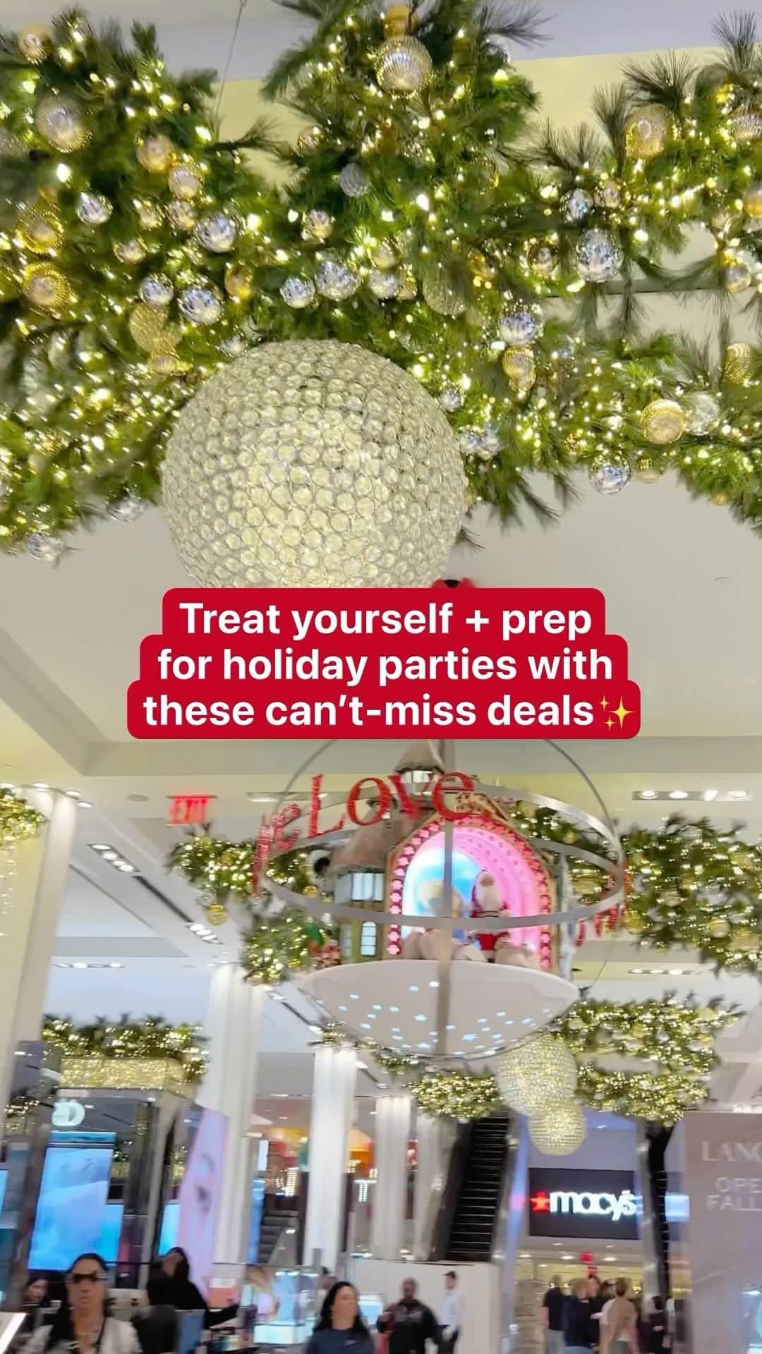 Macy'sのインスタグラム：「‘Tis the season for Holiday Deals. 🎁 Shop for everyone on your list (or yourself!) now through 11/9. Feeling extra festive? Swing by your local Macy’s for all the decor to get into the holiday spirit. #HolidayShopping #deals」