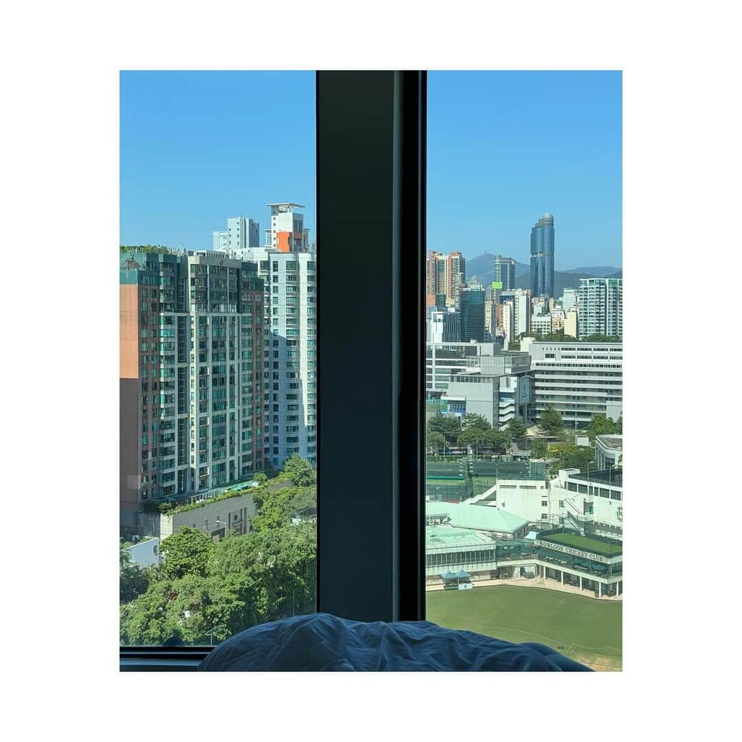 roseannaのインスタグラム：「morning.」
