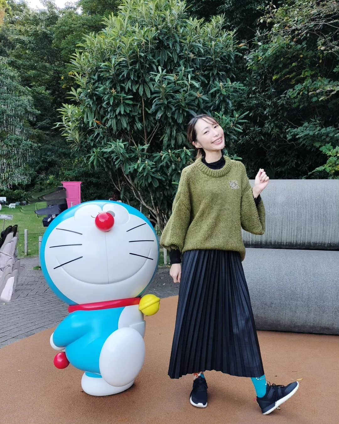 彦坂まなみさんのインスタグラム写真 - (彦坂まなみInstagram)「ドラえもん🔔 月曜日だし空いてる〜と思ってたら漫画読めるコーナーは、子どもたちで溢れかえってました❁❁❁ 帰ってきてから 雲の王国と、ブリキのラビリンス見た🫶🫶 雲の王国めっちゃ好きで小学生のとき、雲に乗れると思ってた☁☁のび太と同じ思考💫💫💫  #ドラえもん #ドラえもんミュージアム  #藤子f不二雄ミュージアム」11月7日 10時38分 - ma7am1