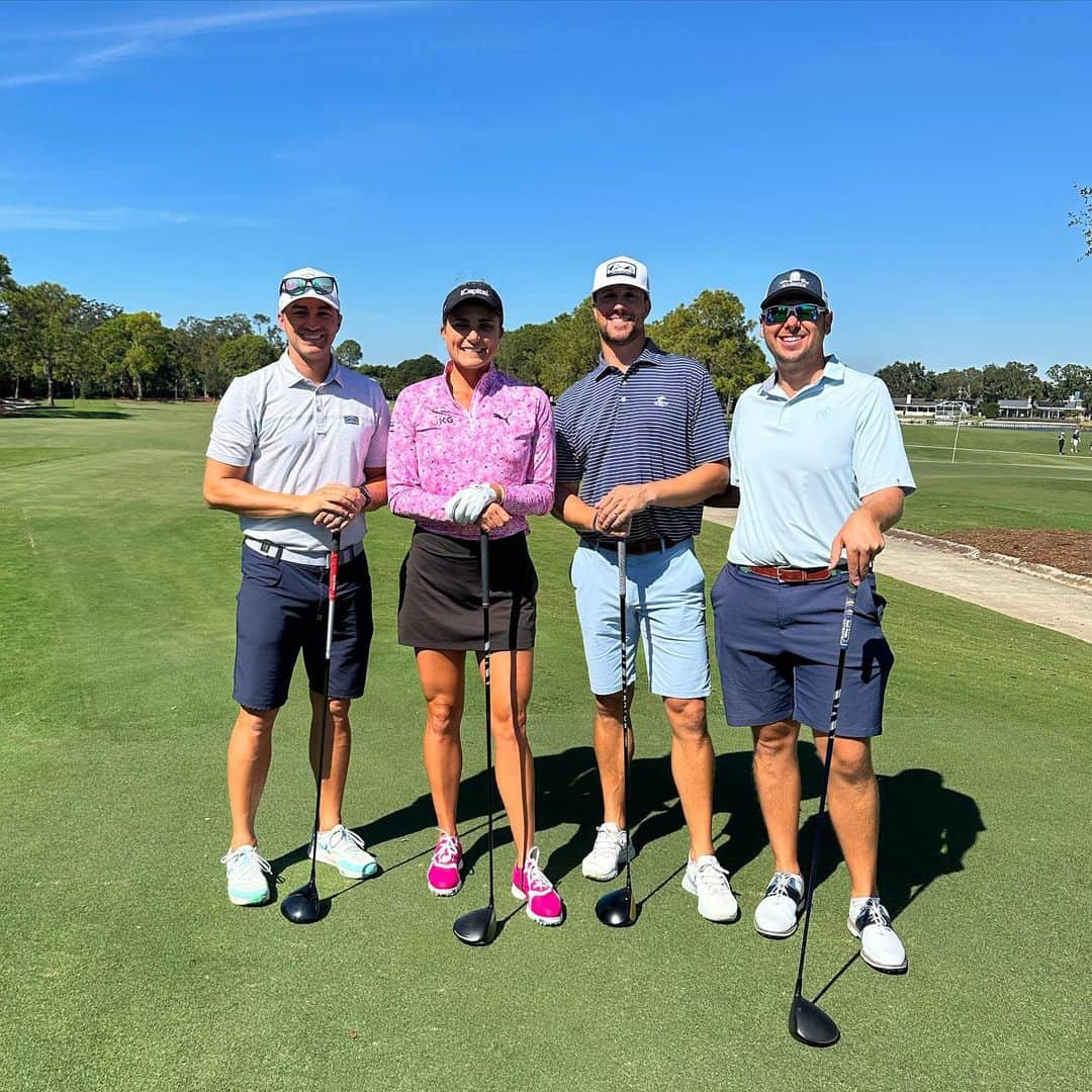 レクシー・トンプソンのインスタグラム：「@theannikalpga pro am today ☺️」