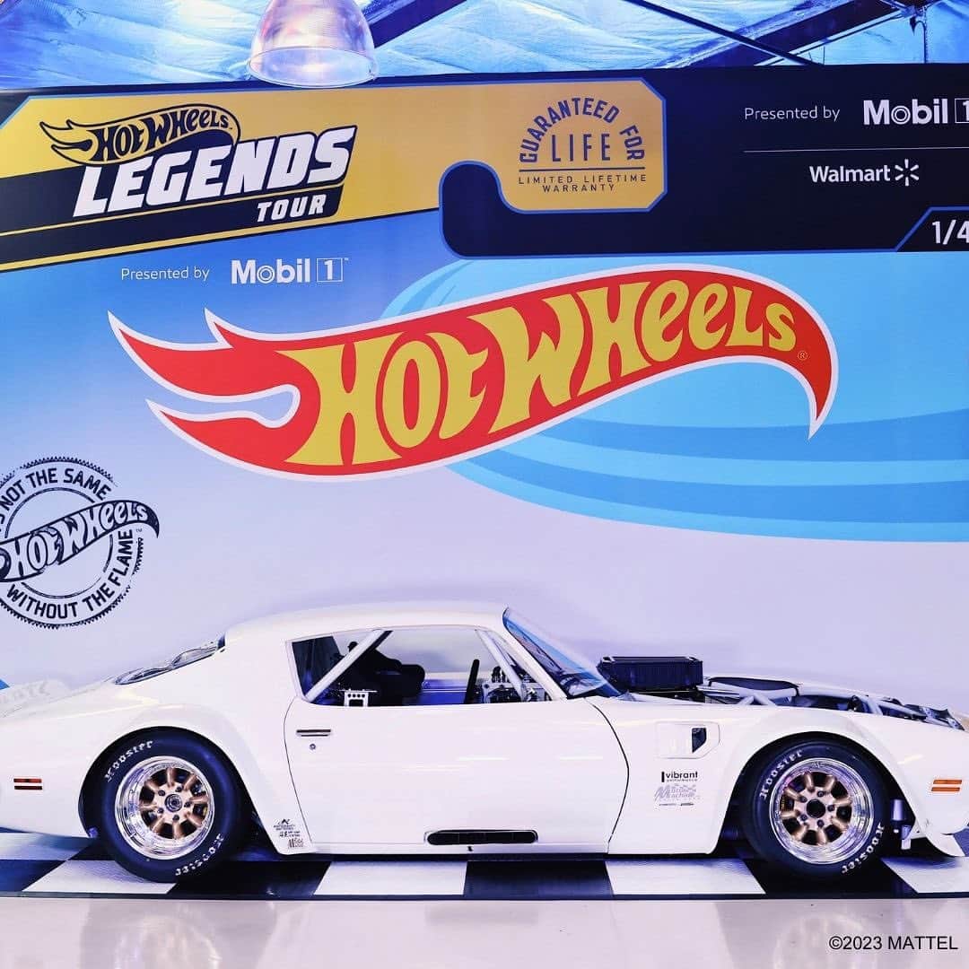 Hot Wheelsさんのインスタグラム写真 - (Hot WheelsInstagram)「This Saturday marks the sixth #HotWheelsLegends Tour Global Finale.   Before we crown a new winner, let’s open up the vault and take a look back at all of our previous winners. 🏆」11月7日 2時20分 - hotwheelsofficial