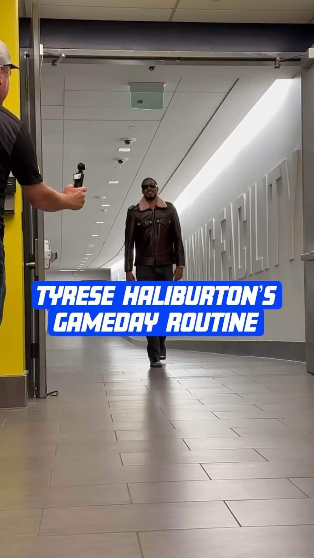 NBAのインスタグラム：「from arrival to tip off.  follow along with @tyresehaliburton during his gameday routine 👀」