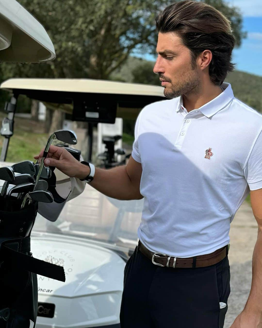 Mariano Di Vaioさんのインスタグラム写真 - (Mariano Di VaioInstagram)「Let’s golf. @moncler   • @callawaygolfeu team  #swingyourswing #golfswing #adventures #italy」11月7日 3時26分 - marianodivaio