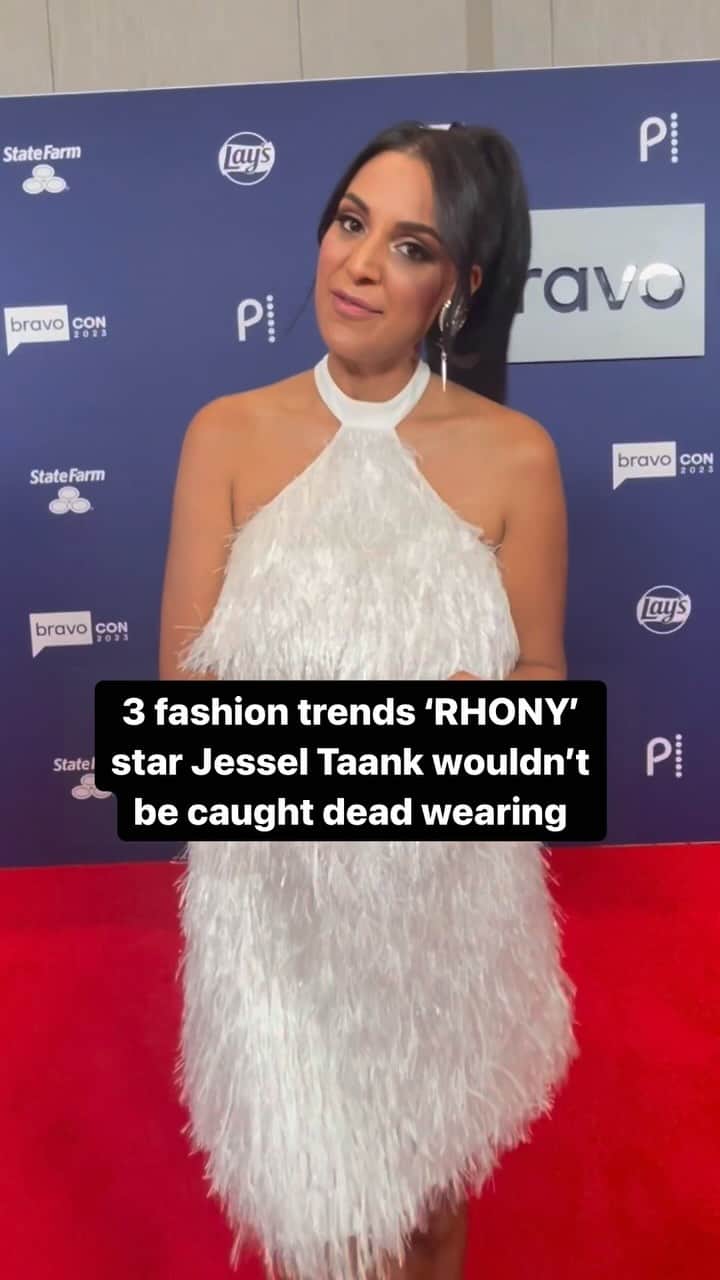 Huffington Postのインスタグラム：「Jessel Taank was a longtime fashion publicist before becoming a fan-favorite on “The Real Housewives Of New York” reboot.  We asked her the three fashion trends she can’t stand right now — and some of her fellow Bravolebrities have fallen victim to them. #bravocon」