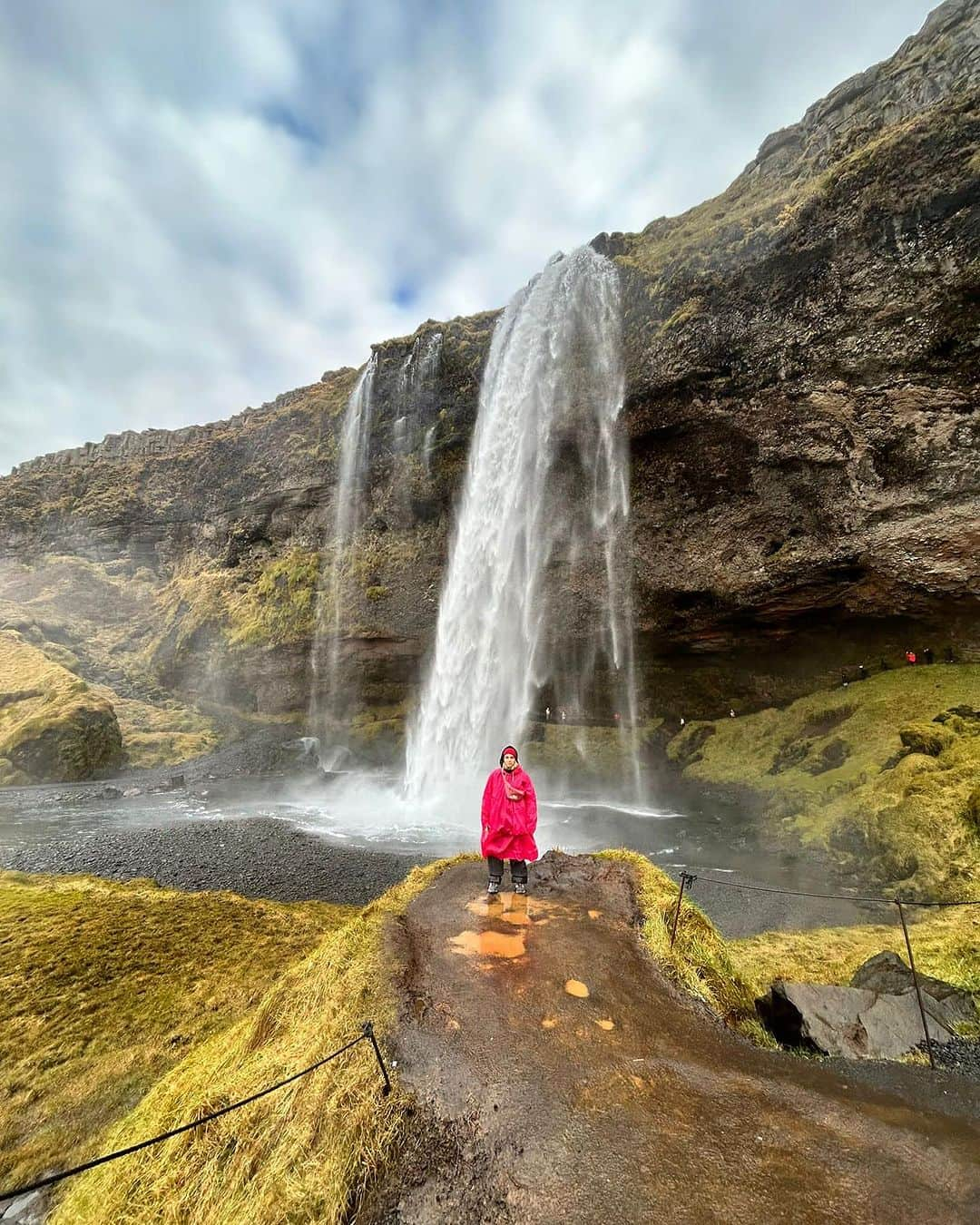 コリアックのインスタグラム：「Islanda giorno 2 ⛰️🥾」