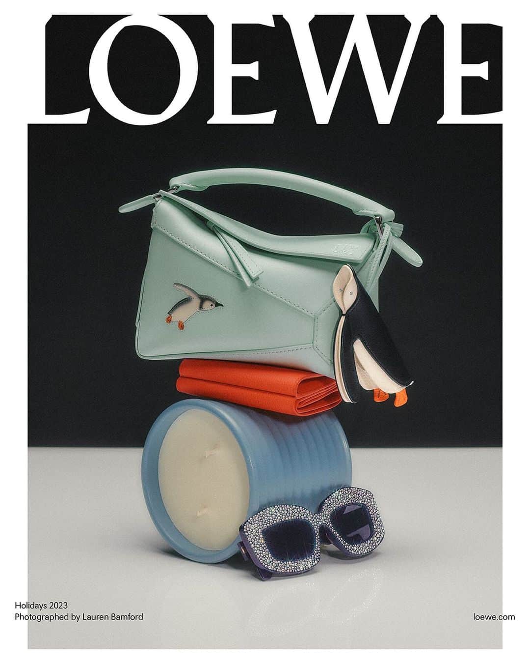 Loeweのインスタグラム：「Introducing a festive collaboration with Kyoto-based ceramic studio Suna Fujita as part of the LOEWE Holidays collection, transporting their charming characters and imagined landscapes to bags, ready-to-wear, and accessories.   Launching 16 November in store and on loewe.com   LOEWE will donate part of the proceeds from every LOEWE x Suna Fujita purchase to Save the Children's Education in Emergencies programme, which works to guarantee safe learning environments for children in humanitarian crisis situations around the world.  #LOEWE #LOEWEgifts」