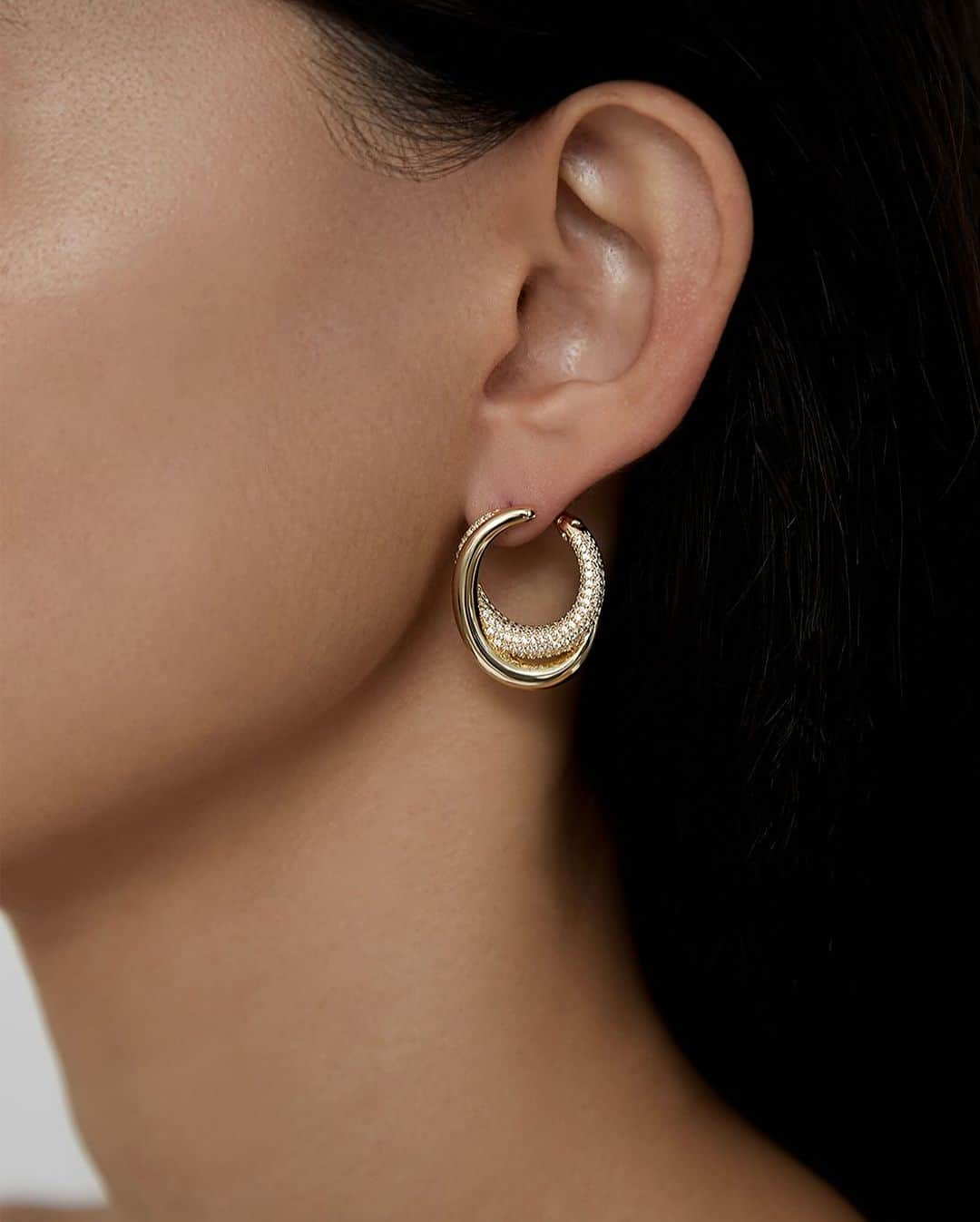 シャシのインスタグラム：「Cassie Earring」