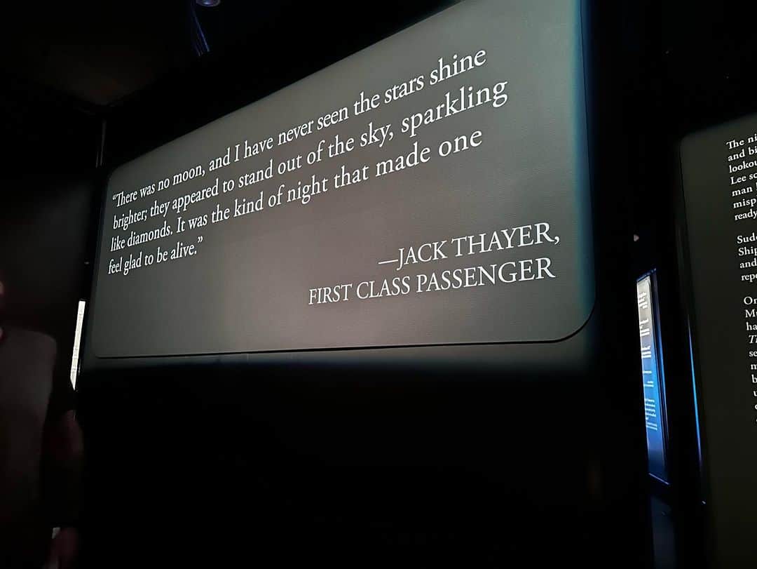ジャッキー・エヴァンコさんのインスタグラム写真 - (ジャッキー・エヴァンコInstagram)「Exploring The Titanic exhibit in the @carnegiescictr! 🚢   What did you do this weekend?」11月7日 6時06分 - officialjackieevancho