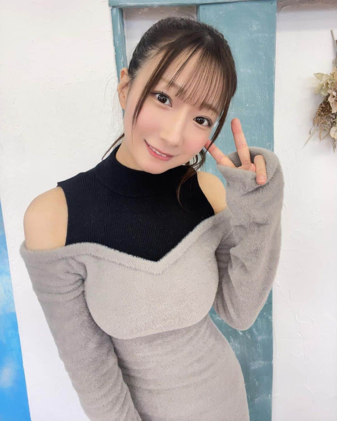 小日向ななせのインスタグラム：「おはよん♡  #japanesegirl #japanesemodel #gravure #gravureidol #グラビア #グラビアアイドル #idol #ビジョビ #偶像 #我的 #自拍 #粉我 #性感的 #模特 #約拍 #我的最愛 #正妹 #그라비아　#bikinimodel #bikinigirl #asiangirls #asianbeauty #巨乳 #水着 #ビキニ」