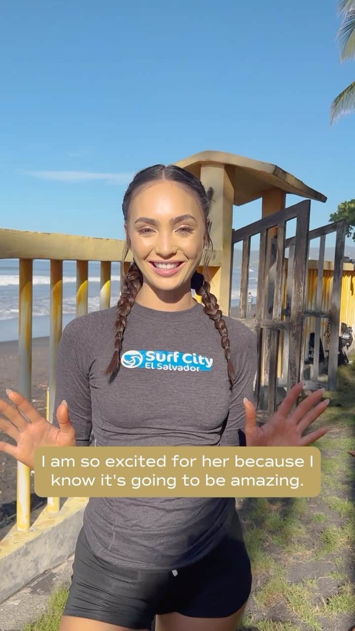イリス・ミトゥネールのインスタグラム：「LAST MINUTE DECISION TO TRAVEL TO EL SALVADOR? 🛩️  The word is in - El Salvador is magic! And it’s not too late to book your trip!  We’re proud to partner with @traveltime_viajes to offer you a once-in-a-lifetime experience to join us for the 72nd MISS UNIVERSE Competition.  The fantastic team at Travel Time takes care of all the details; tickets to the Preliminary, National Costume, and Finale shows, accommodations, tours and ground transportation.  To learn more about booking, send them a DM or an email at info@traveltime.com.mx . Participants are limited and seats are booking fast. Thank you Travel Time!  #traveltimeagenciadeviajes #72ndMissUniverse #ad」