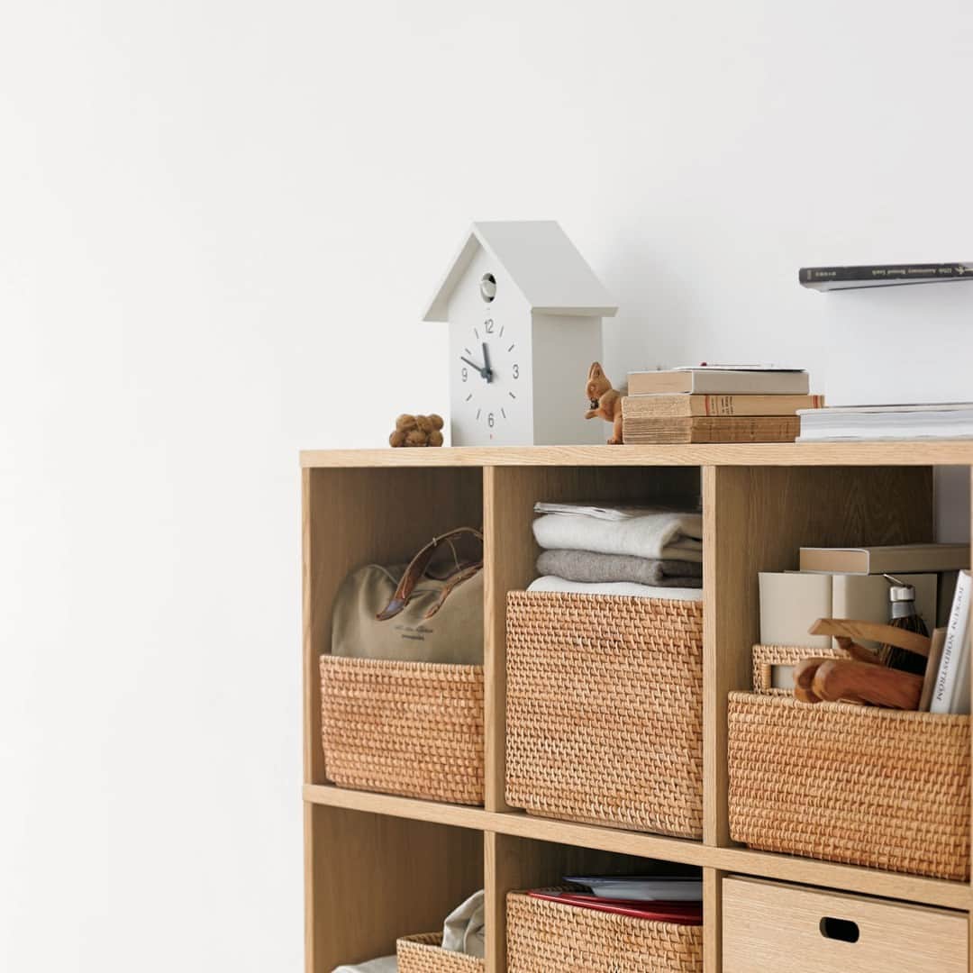 MUJI USAのインスタグラム：「Time flies when you have a MUJI Cuckoo Clock ⏰  Shop MUJI Clocks in stores and online.  #MUJI #MUJIUSA」
