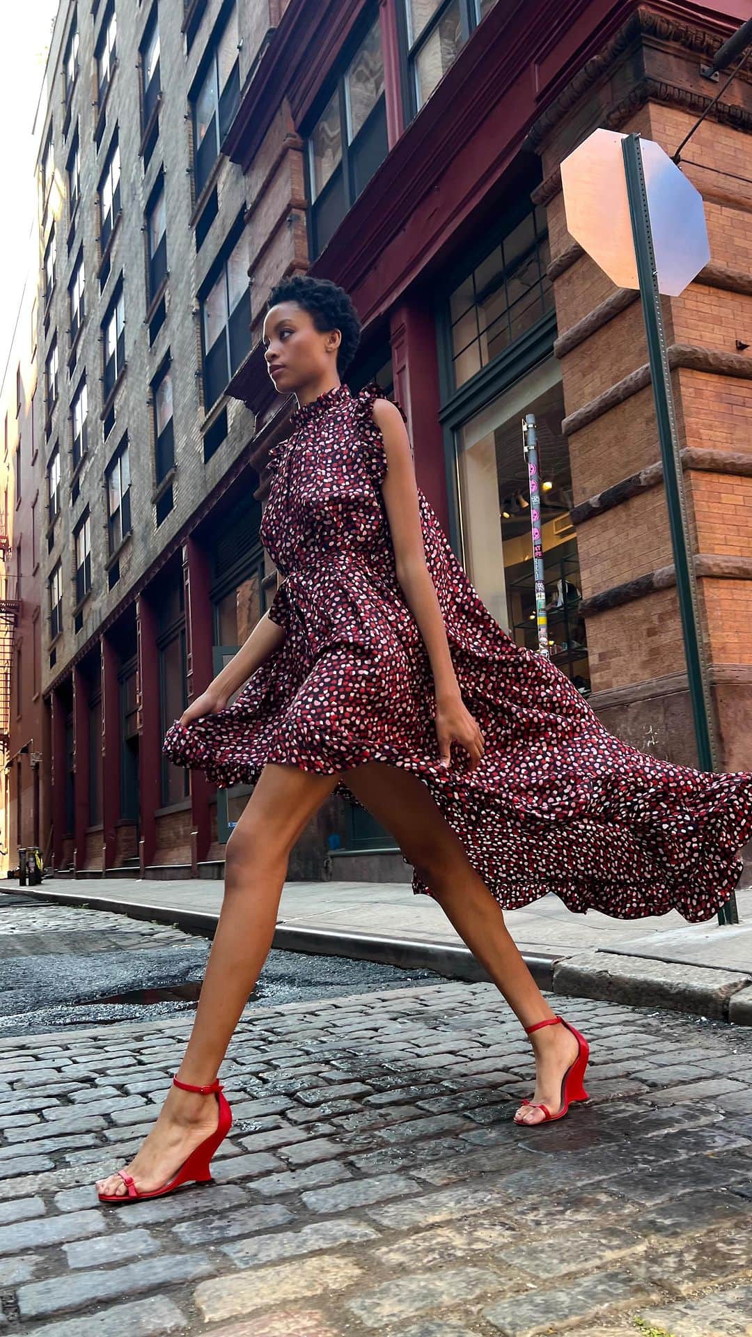 シンシア ローリーのインスタグラム：「I like the way you move」