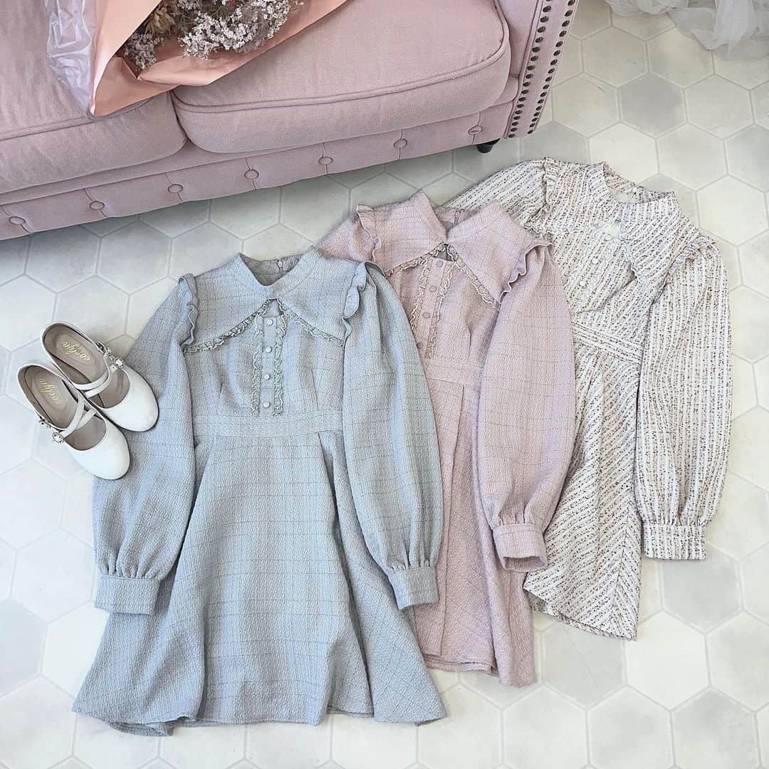 evelynのインスタグラム：「Coming Soon new item🐰♥︎ ㅤㅤㅤㅤㅤㅤㅤㅤㅤㅤㅤㅤㅤ \ 11月中旬入荷予定 / #チョーカーツイードOP ¥9,800 ㅤㅤㅤㅤㅤㅤㅤㅤㅤㅤㅤㅤㅤ #evelyn #エブリン」