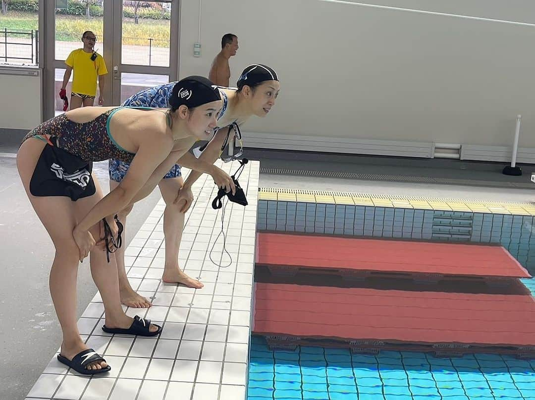 寺川綾さんのインスタグラム写真 - (寺川綾Instagram)「水泳の日🏊‍♀️福島🏊‍♂️ 毎年お世話になっております。 今年も元気いっぱいの子供達☀️ 色んな挑戦ができる水泳の日、 目標を達成して嬉しそうに教えてくれる 子供達の笑顔がとっても素敵でした😊 お世話になった先生方、スタッフの皆様、 いつもありがとうございます✨✨ #水泳の日 #福島 #郡山 #開成山プール  #ありがとうございました🙏」11月7日 9時28分 - terakawaaya_official