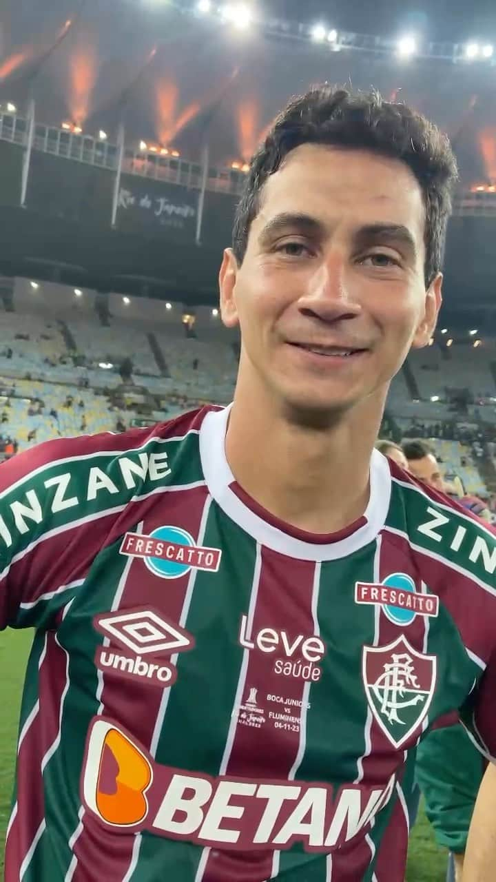 ガンソのインスタグラム：「Tem alguém comemorando aí??!?! 😂🙌🇭🇺 @fluminensefc 🇭🇺 🏆🙌」