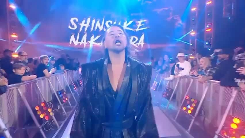 中邑真輔のインスタグラム：「10億人が熱狂！世界最高エンタメWWE！  今夜の #WWERaw  は日本人対決💥 よる9時～ 無料中継📡  注目の日本人対決は、よる9時30分頃 #戸澤陽 🆚 #中邑真輔  本日急遽決定！！世界ヘビー王座戦🏆 セス・ロリンズにサミ・ゼインが挑戦🔥」