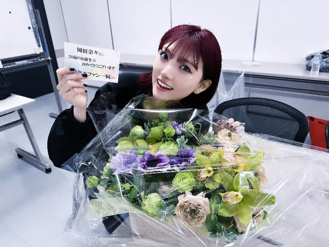 岡田奈々のインスタグラム：「💐」