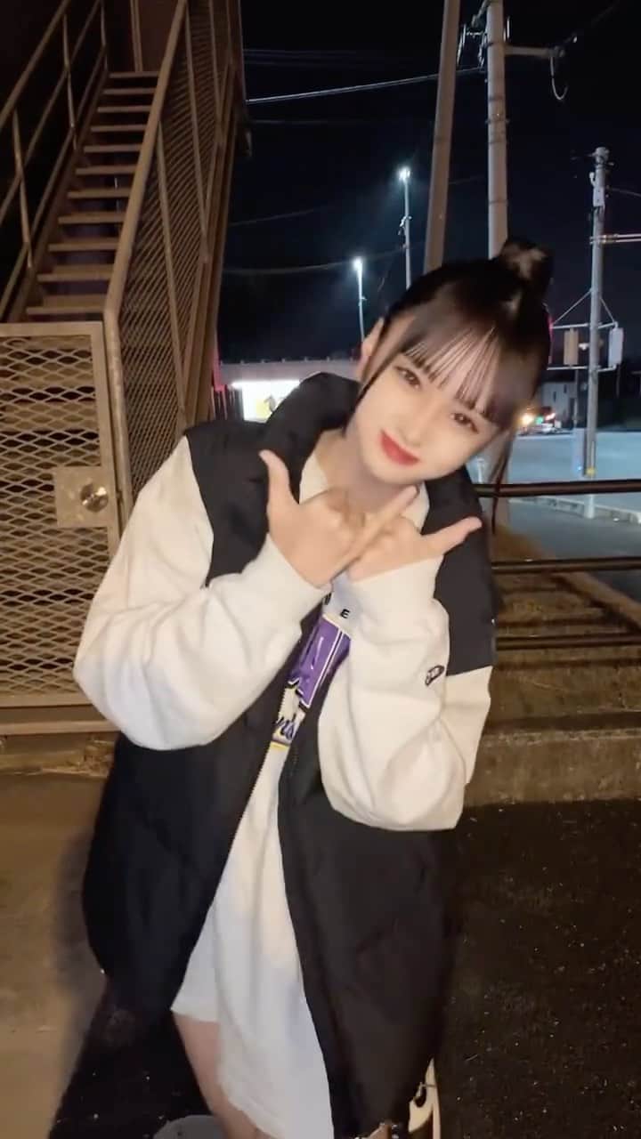 村上美侑羽のインスタグラム：「明日もがんばろーね❤︎この歌すき❤︎ #dance #love」