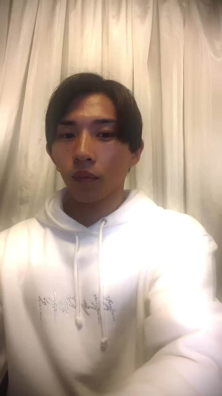 平野莉玖のインスタグラム：「重大発表‼️  #RIKU #平野莉玖」