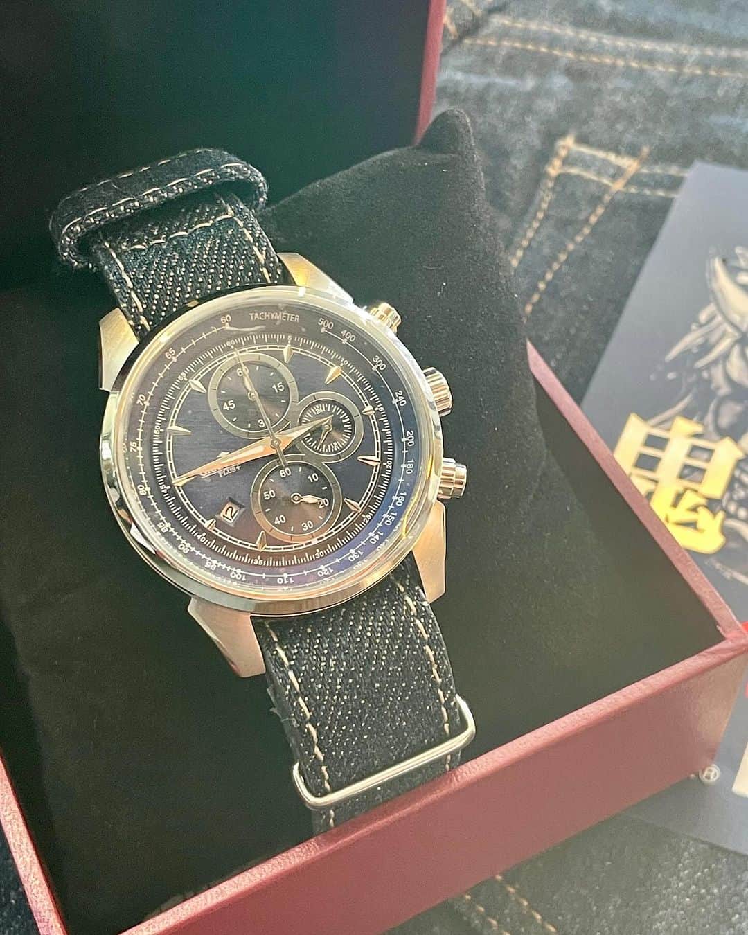Denimioさんのインスタグラム写真 - (DenimioInstagram)「Here a few more impressions for our little giveaway. Just head to yesterday's post for the rules and this amazing denim watch could be yours!!!」11月7日 19時36分 - denimio_shop