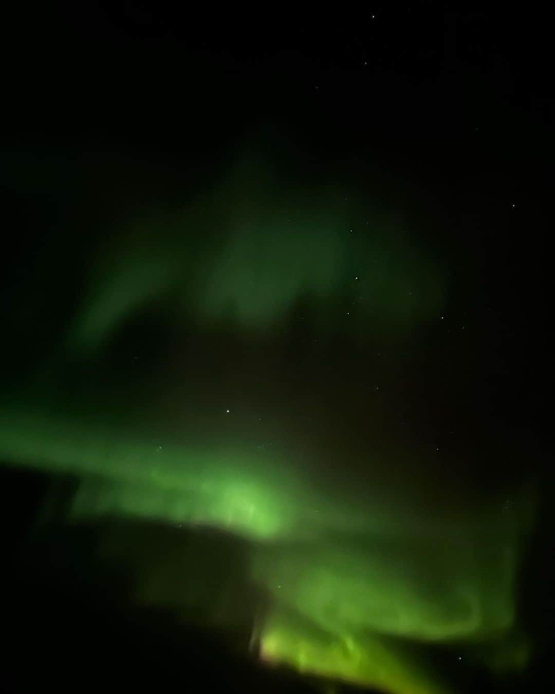 柴田紗希さんのインスタグラム写真 - (柴田紗希Instagram)「ION Adventure Hotelから見えたオーロラたち✨✨✨  #iceland #ionadventurehotel  #aurora」11月7日 19時41分 - shibasaaki