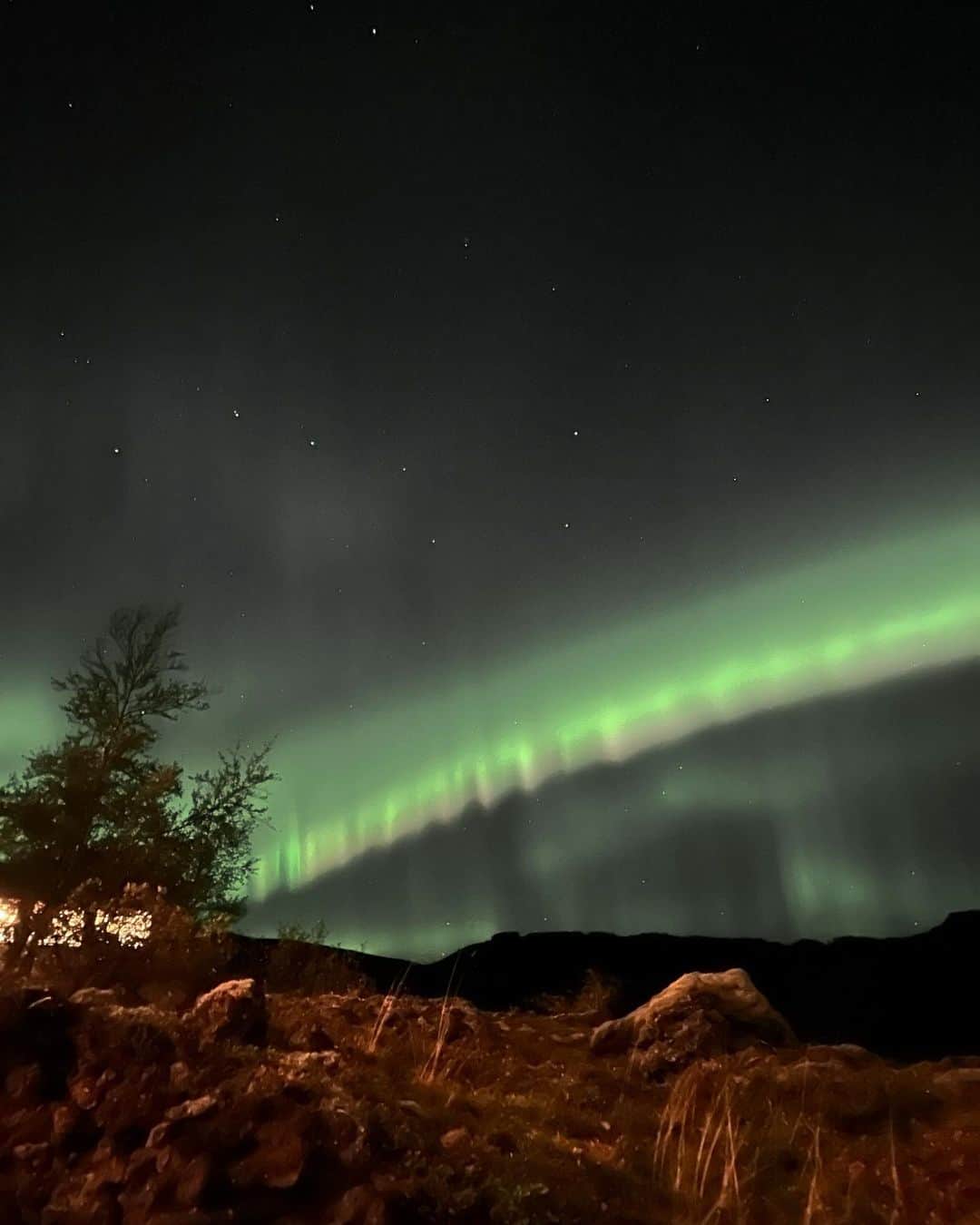 柴田紗希さんのインスタグラム写真 - (柴田紗希Instagram)「ION Adventure Hotelから見えたオーロラたち✨✨✨  #iceland #ionadventurehotel  #aurora」11月7日 19時41分 - shibasaaki