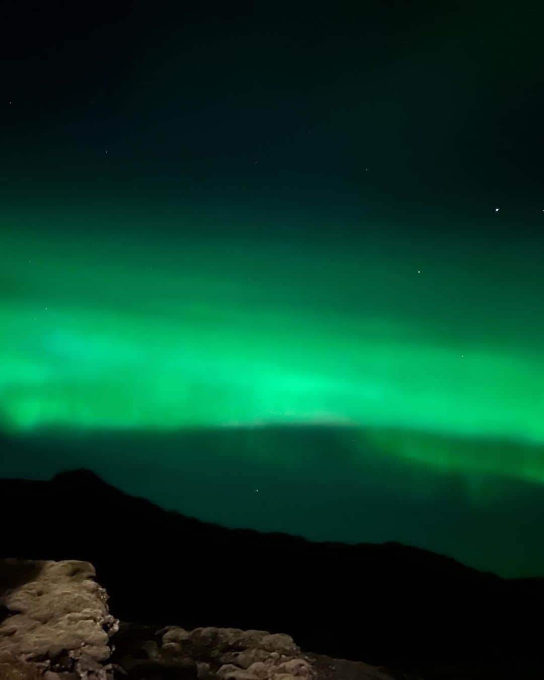 柴田紗希さんのインスタグラム写真 - (柴田紗希Instagram)「ION Adventure Hotelから見えたオーロラたち✨✨✨  #iceland #ionadventurehotel  #aurora」11月7日 19時41分 - shibasaaki