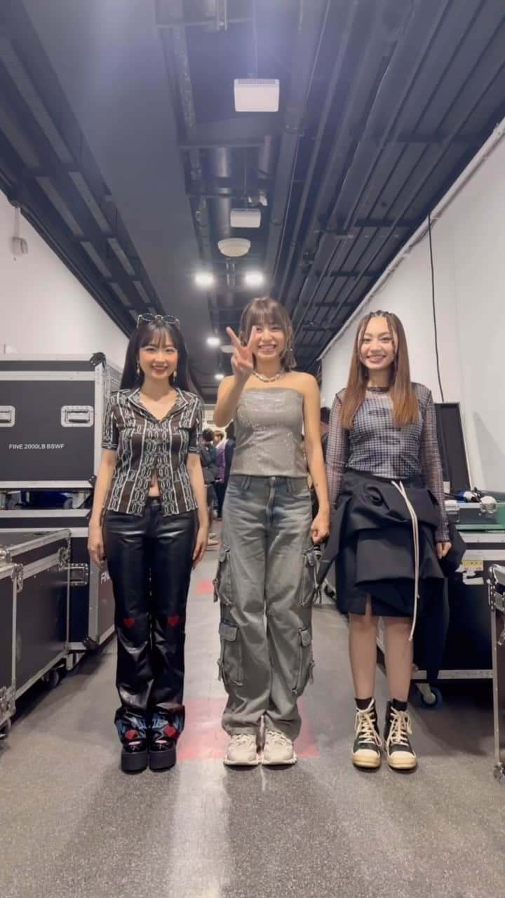 Miko Wongのインスタグラム：「一日限定女團 跳完原地解散🫣🫣🫣🤪」
