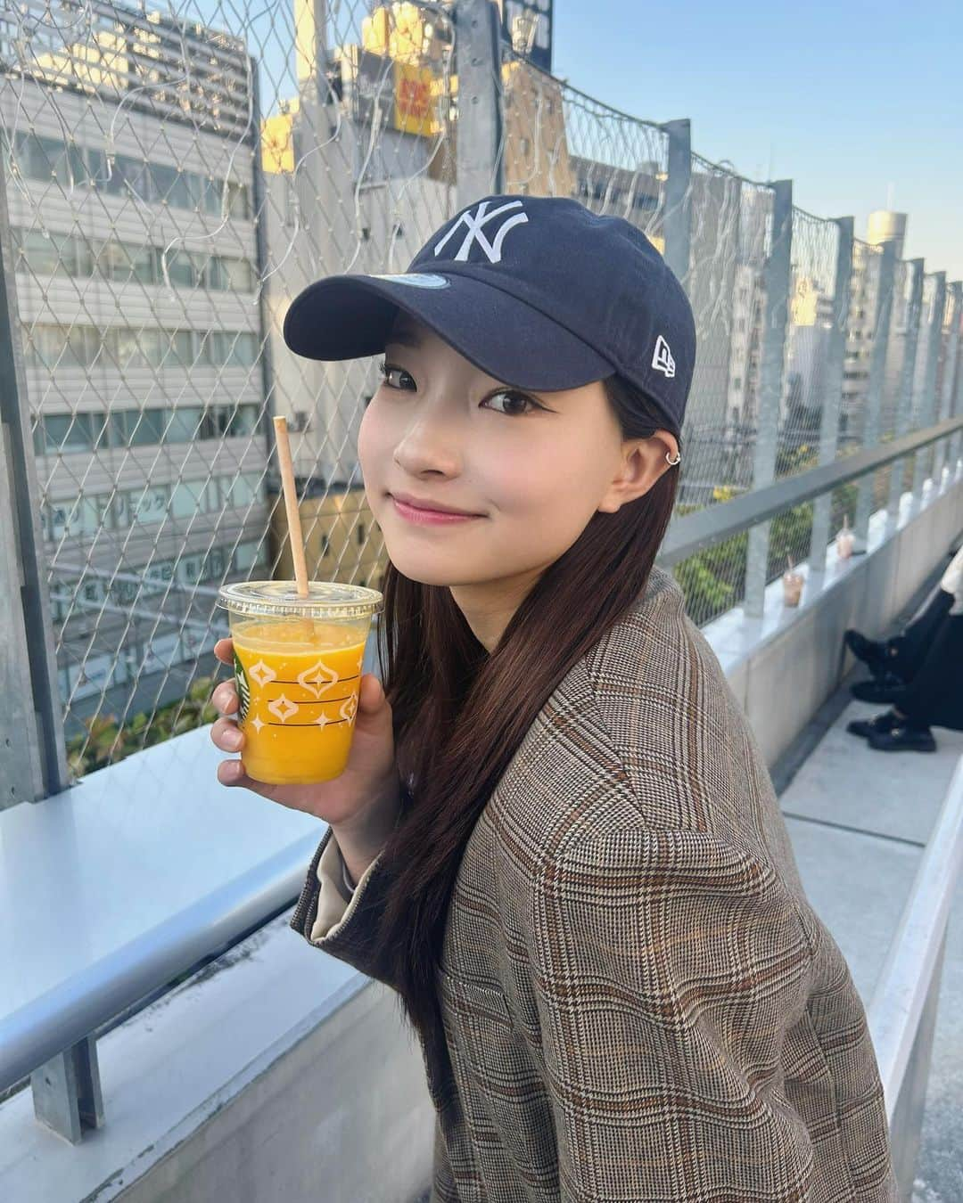 里仲菜月のインスタグラム：「寒くなってもこれしか飲まなそう私」